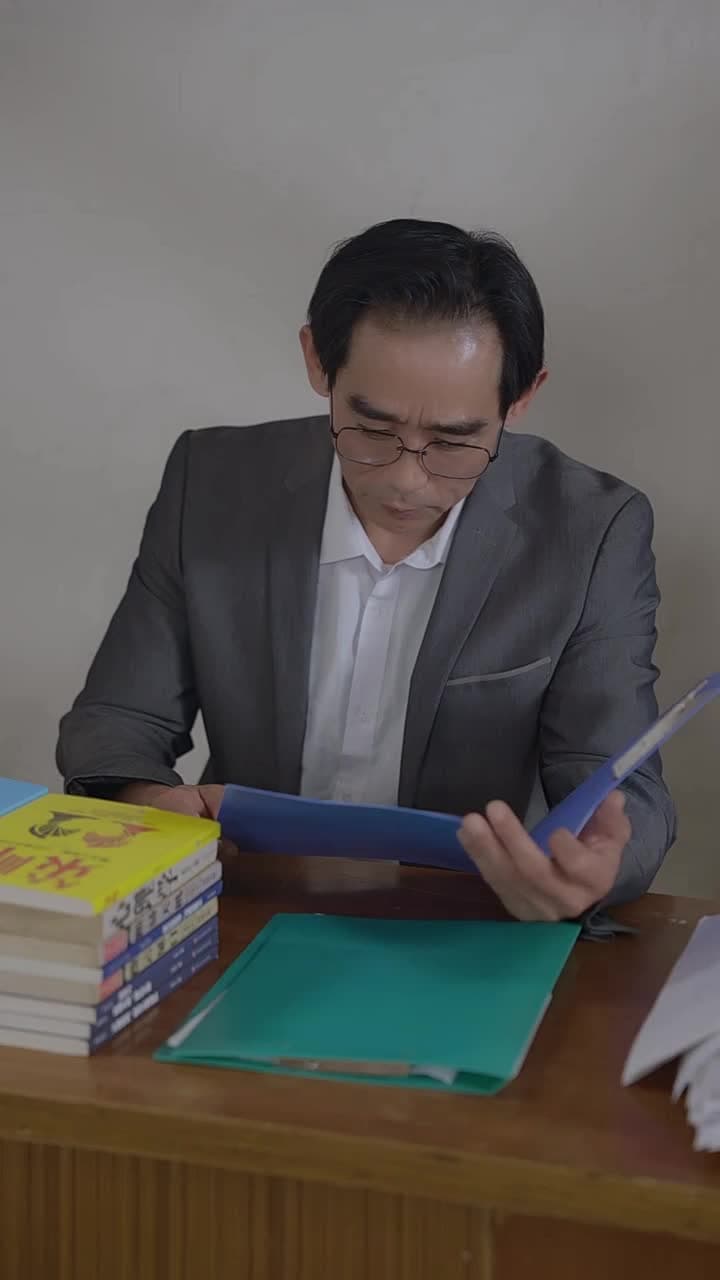重生暖愛:權少跟我走 - Episode 32