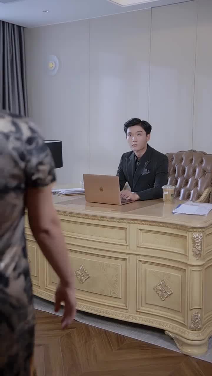 重生暖愛:權少跟我走 - Episode 57