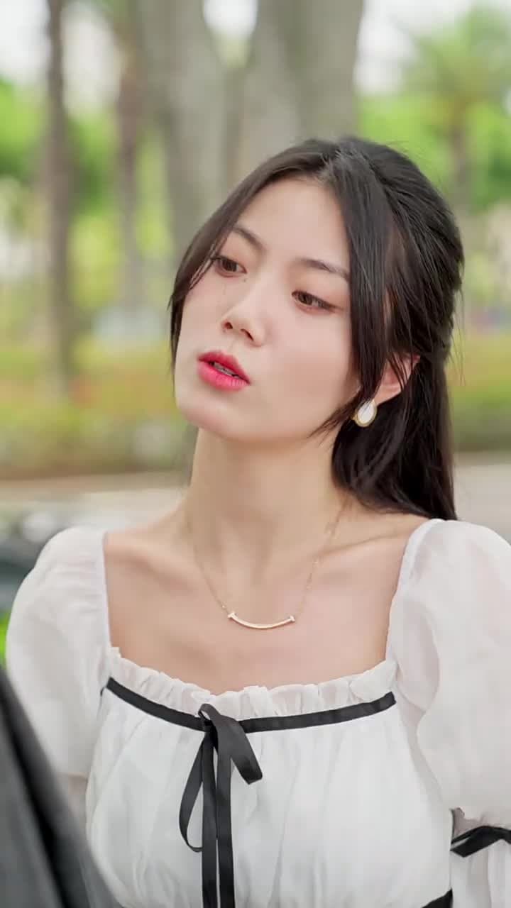 傲嬌美女總裁霸上我 - Episode 60