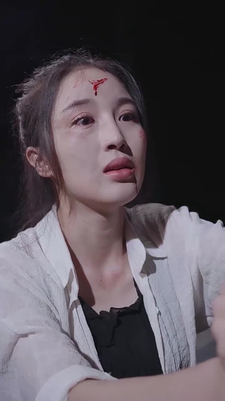 豪門重生:瘋批霸總心尖甜 - Episode 2
