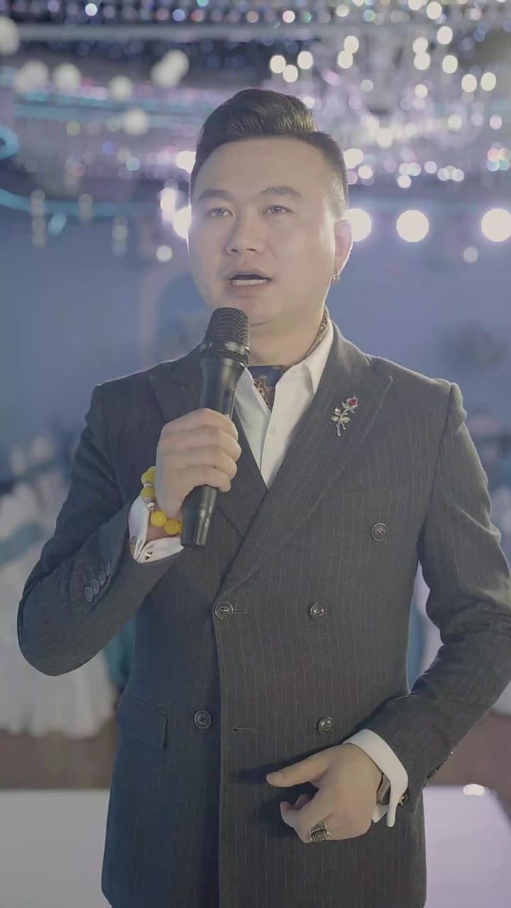豪門重生:瘋批霸總心尖甜 - Episode 4
