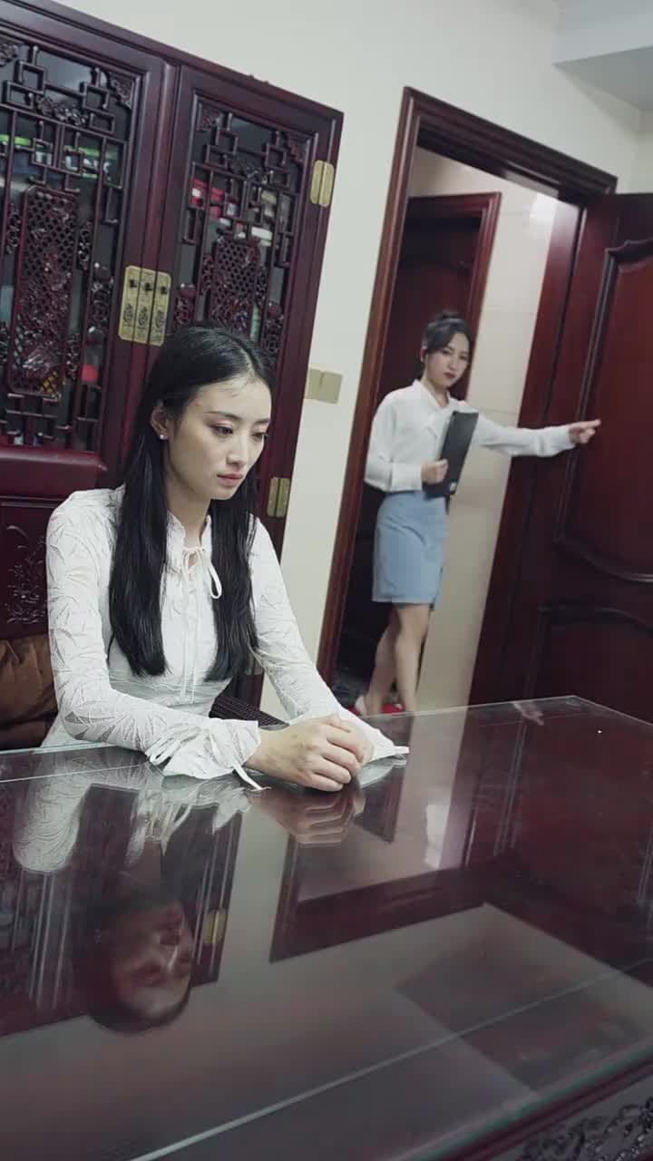 相親失敗，我閃婚了個千億霸總 - Episode 77