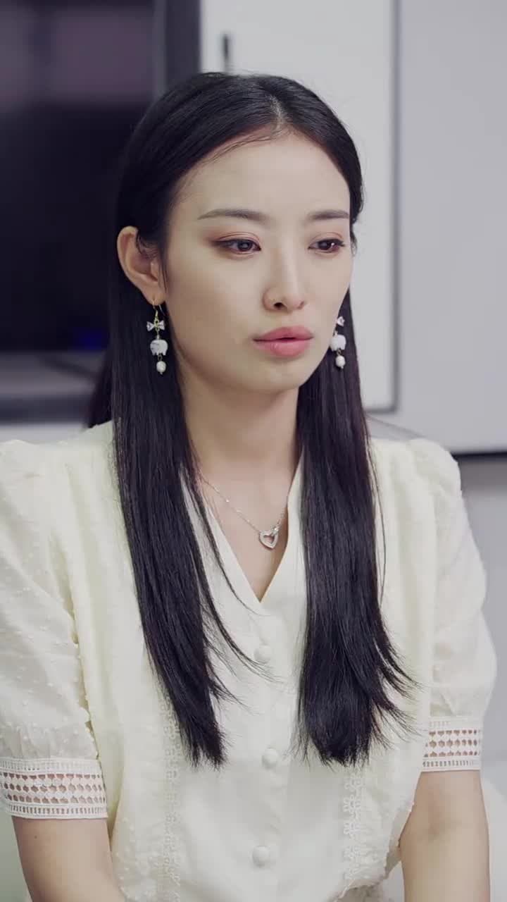 相親失敗,我閃婚了個千億霸總 - Episode 6