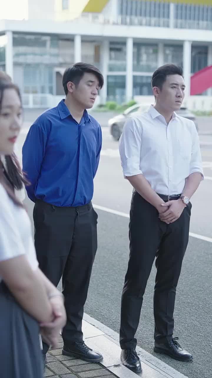 相親失敗,我閃婚了個千億霸總 - Episode 11