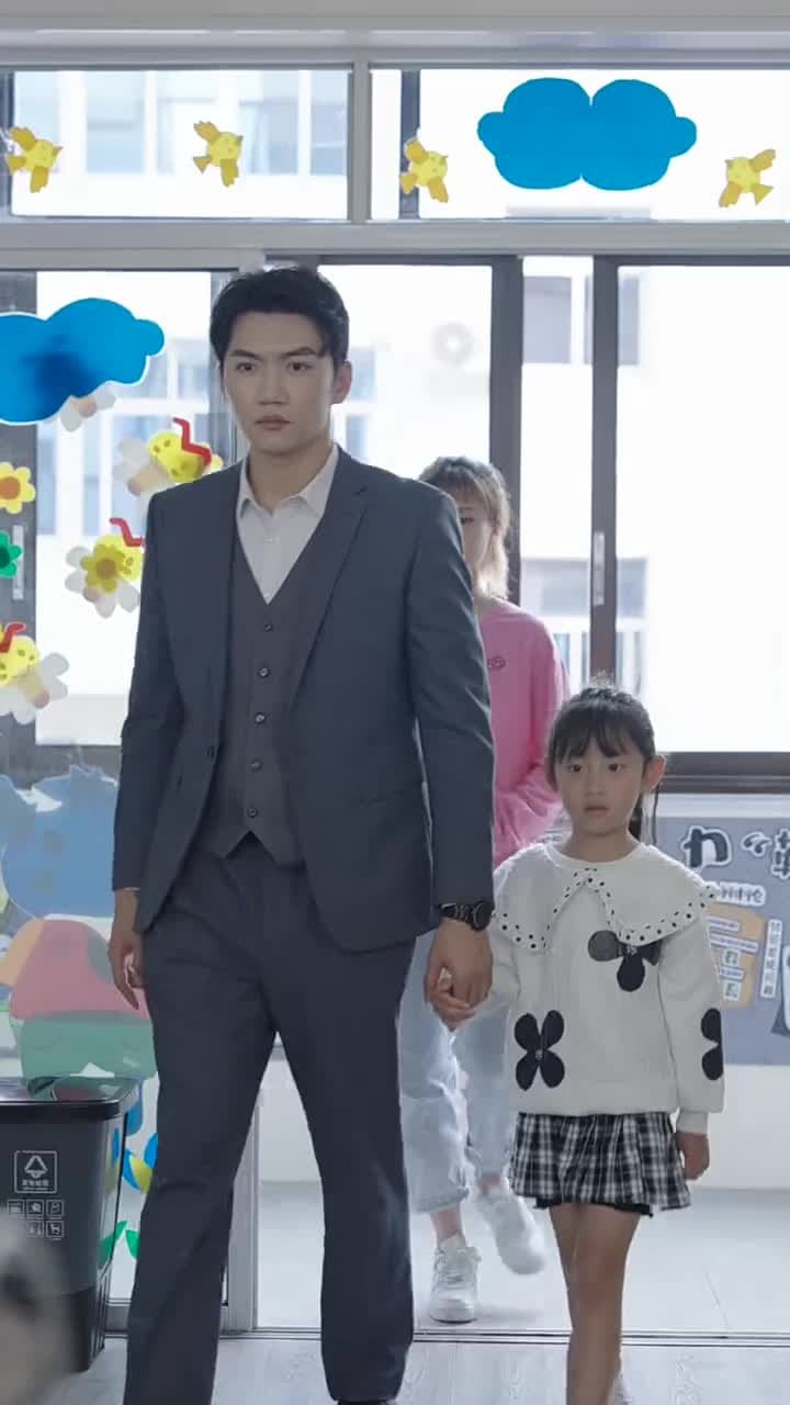 離婚後,沈總滿世界追妻 - Episode 56