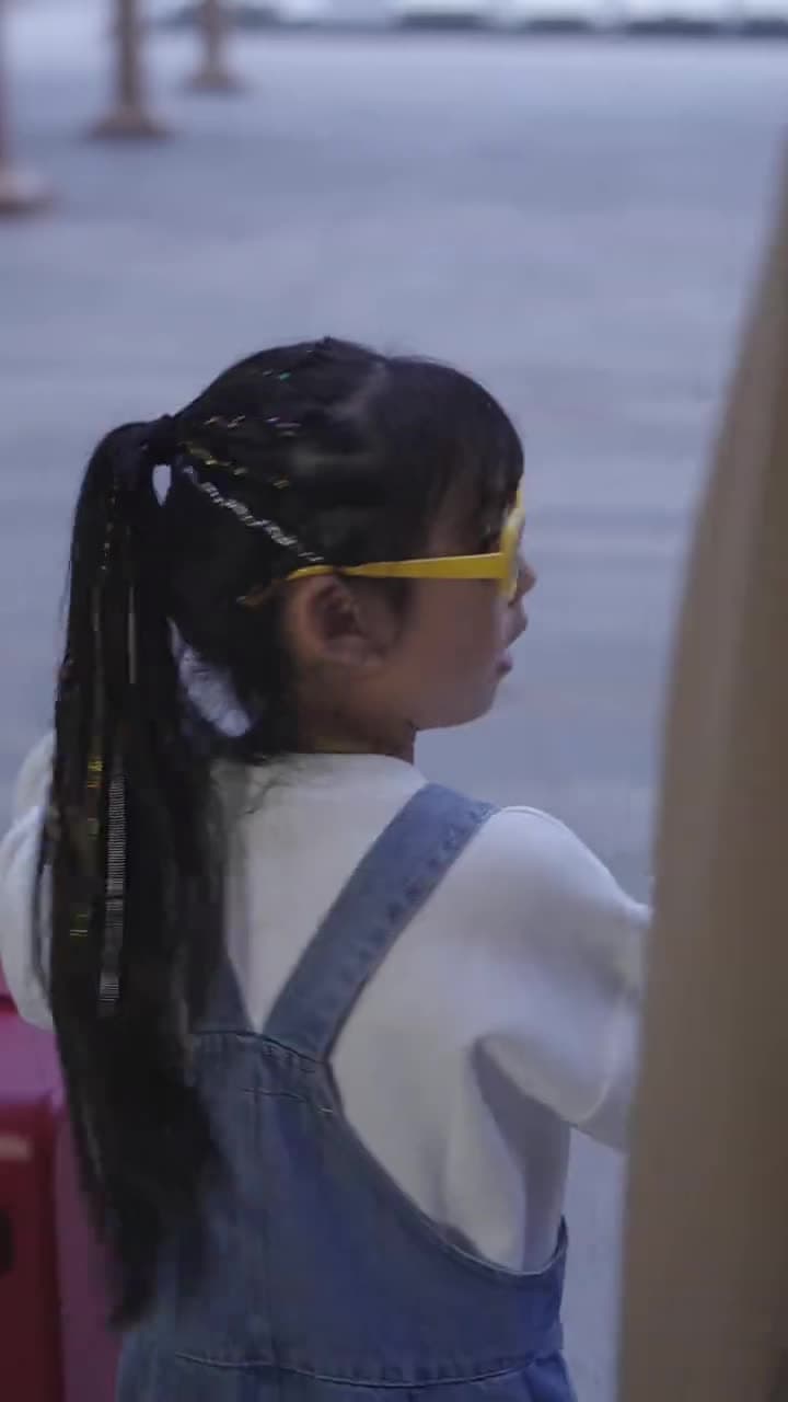 離婚後,沈總滿世界追妻 - Episode 12