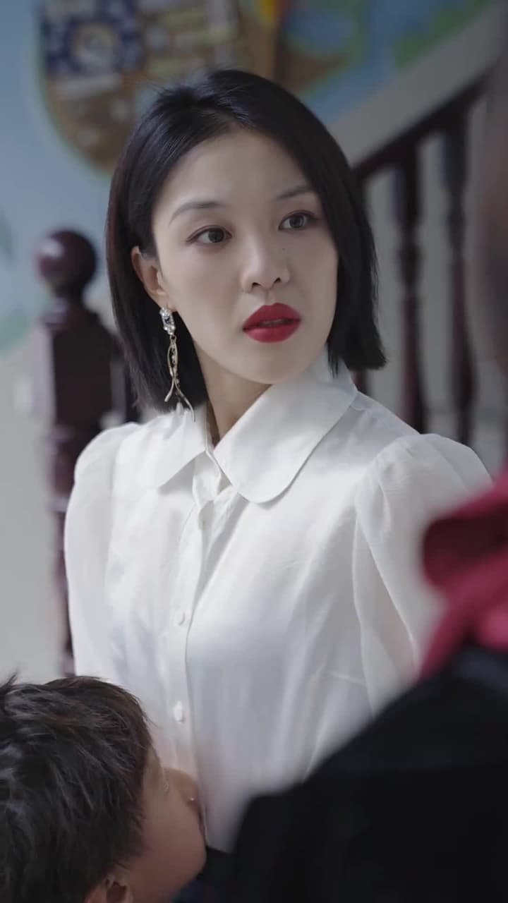 離婚後,沈總滿世界追妻 - Episode 16
