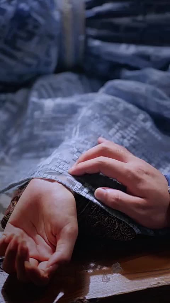 Sarayın Gizli Oyunu - Episode 72