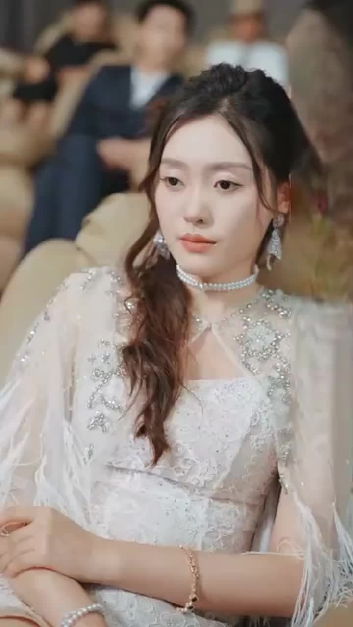 [Synchron]Mein Stiefgroßvater ist ein Multimillionär - Episode 23
