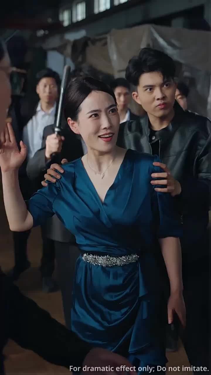 [Dubbed]Return of the Dragon CEO - Episode 16