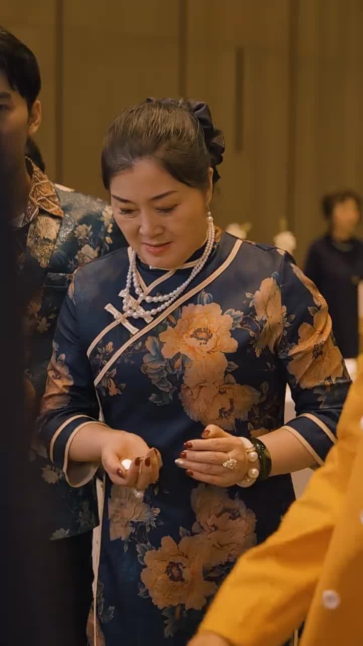 物價貶值,美女總裁跪求復合 - Episode 13