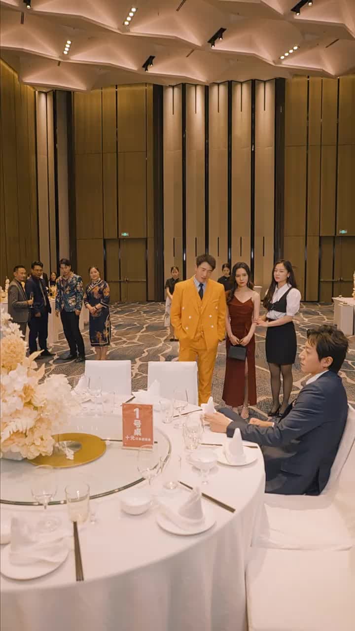 物價貶值,美女總裁跪求復合 - Episode 21