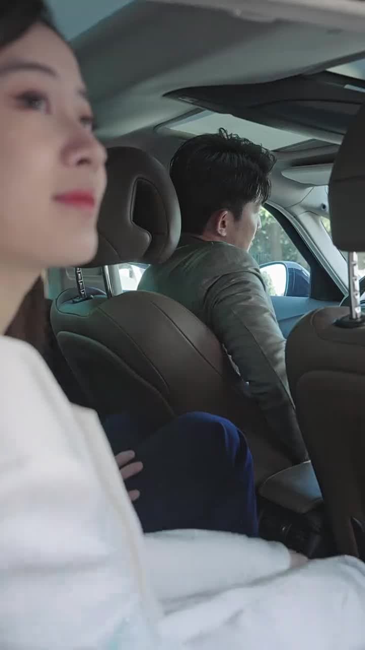 互換後,與渣男他弟戀愛了 - Episode 76