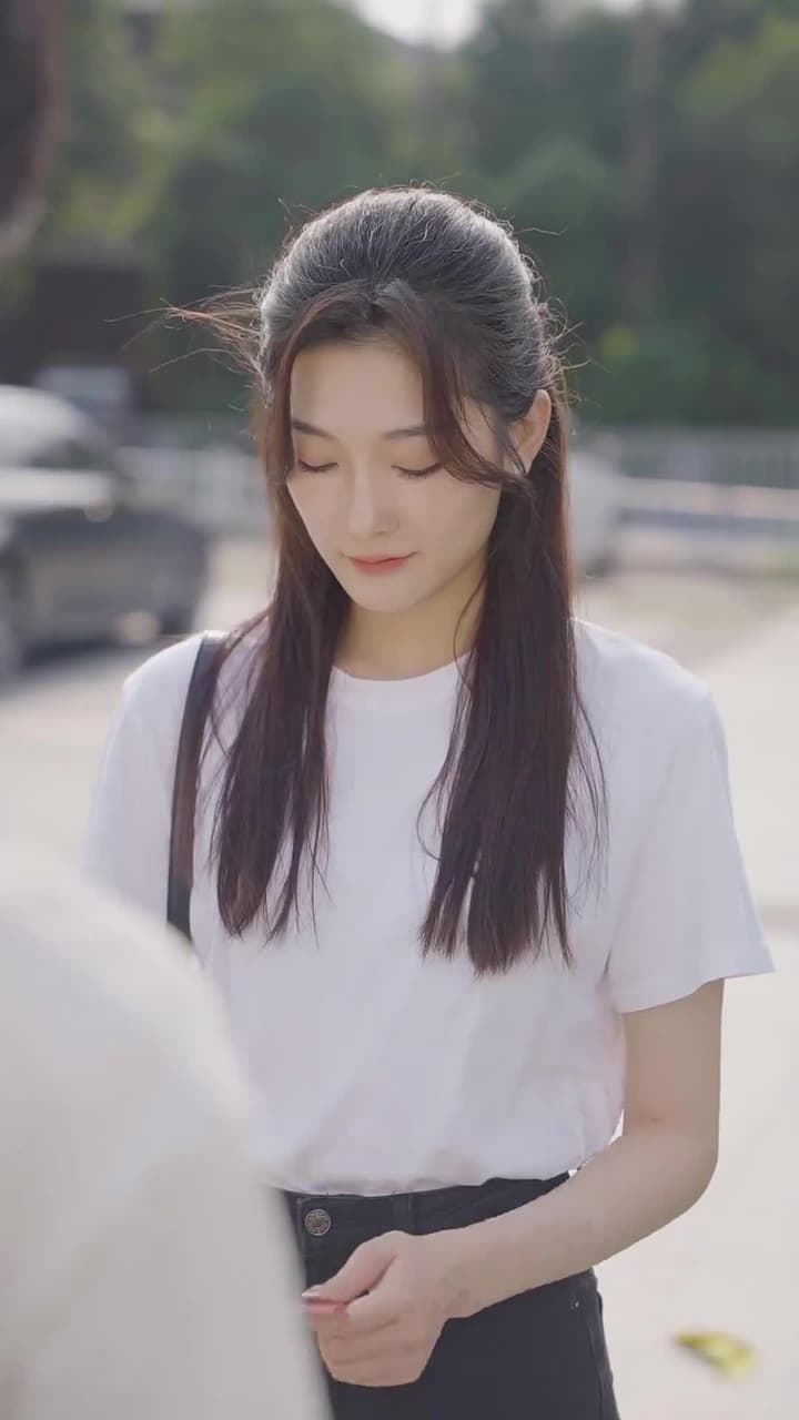 分手當天,我閃婚了億萬富豪 - Episode 5