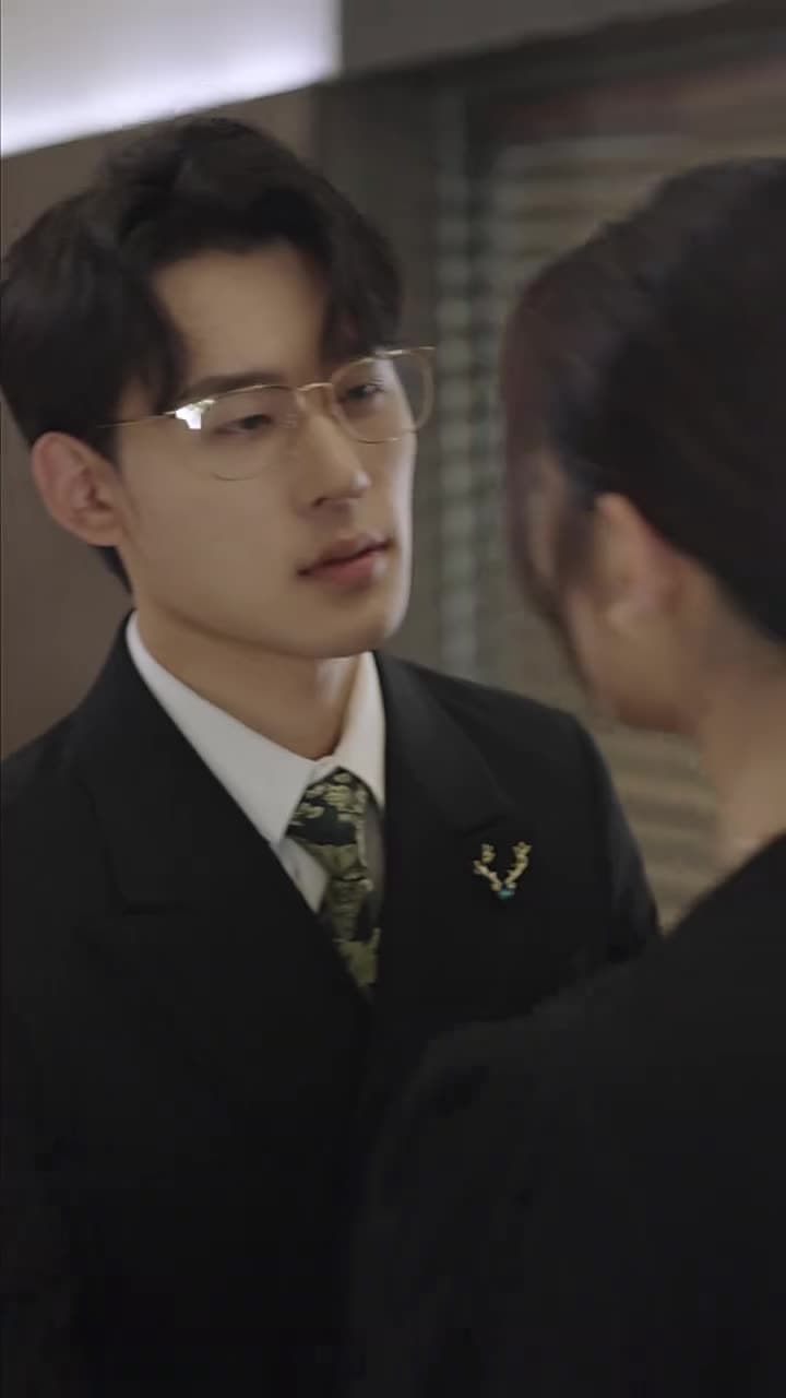 分手當天,我閃婚了億萬富豪 - Episode 33