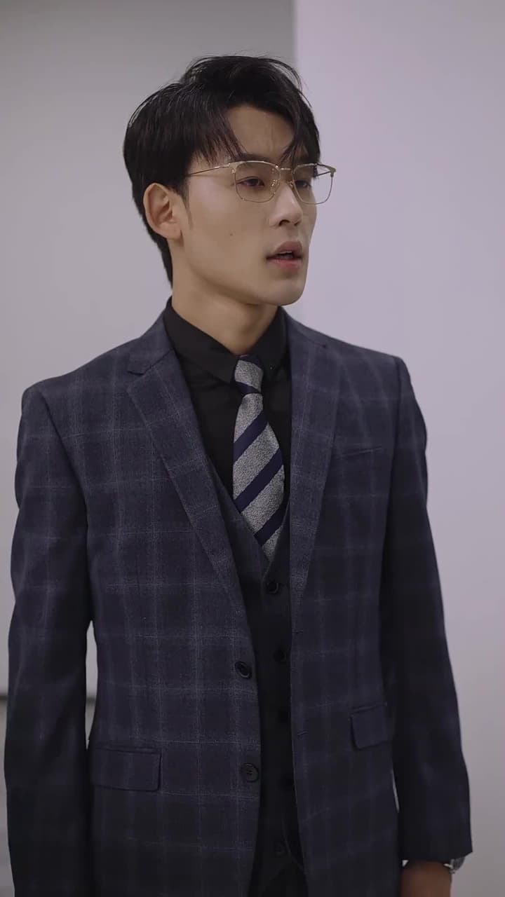 分手當天,我閃婚了億萬富豪 - Episode 71