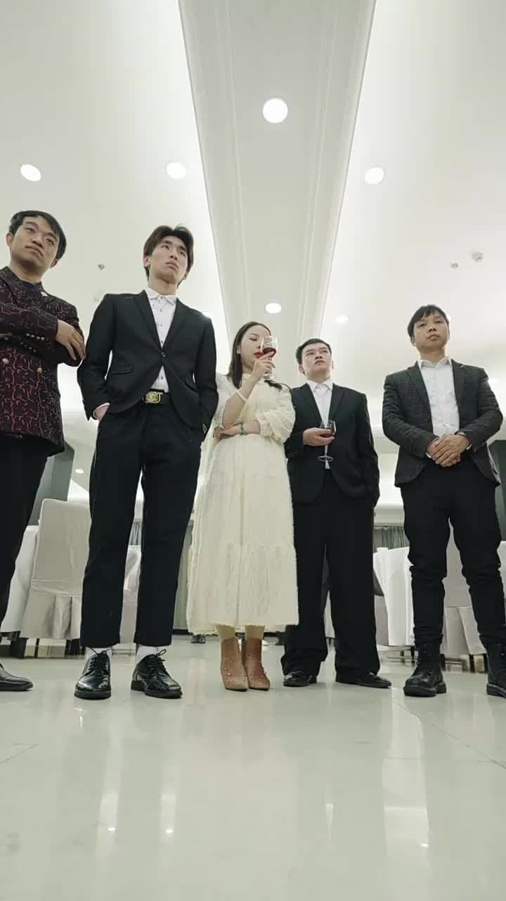 我和美女總裁有個娃 - Episode 96