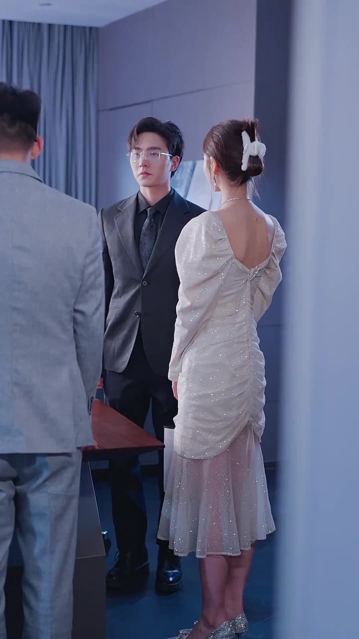 全世界都以為我愛他 - Episode 13