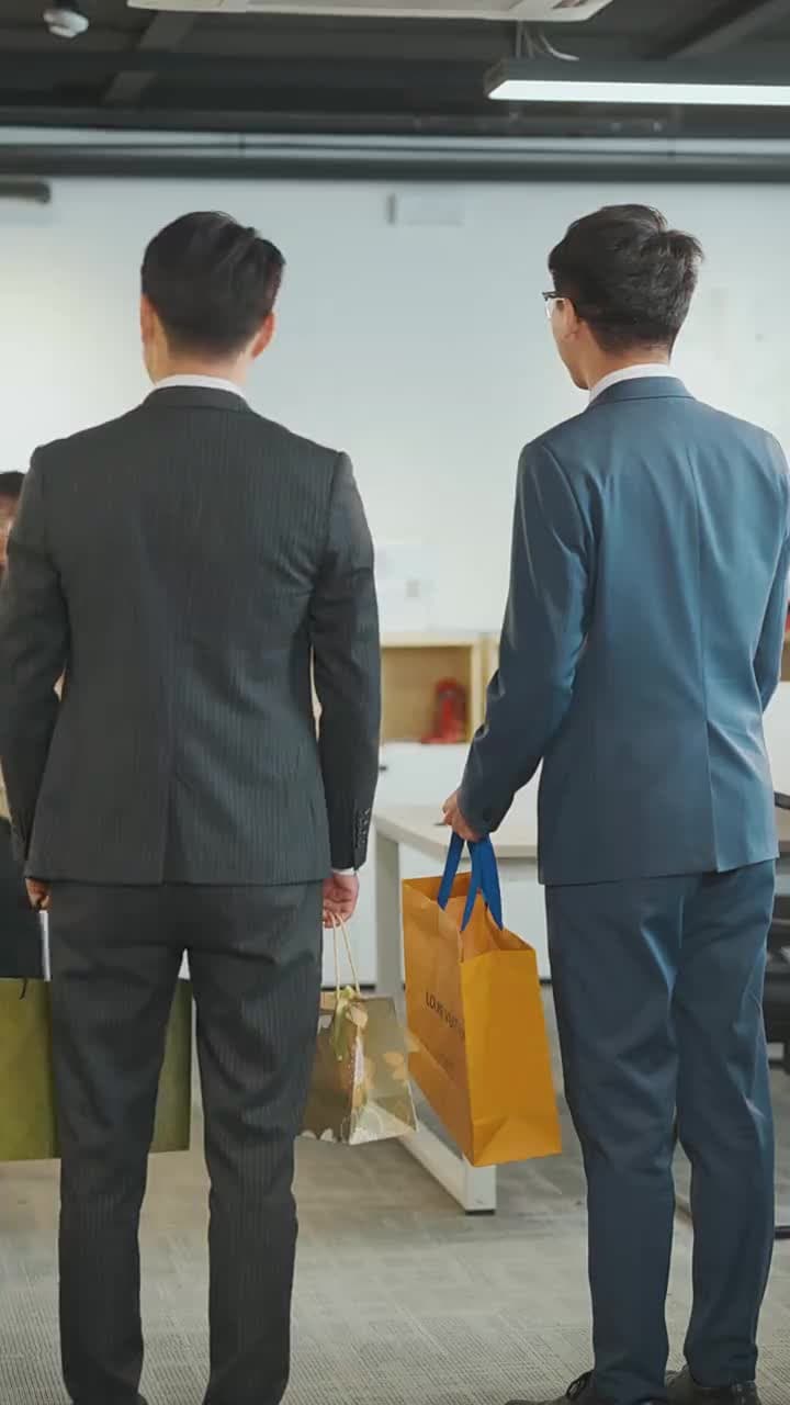 強勢鎖婚:傅少的啞巴新妻 - Episode 100