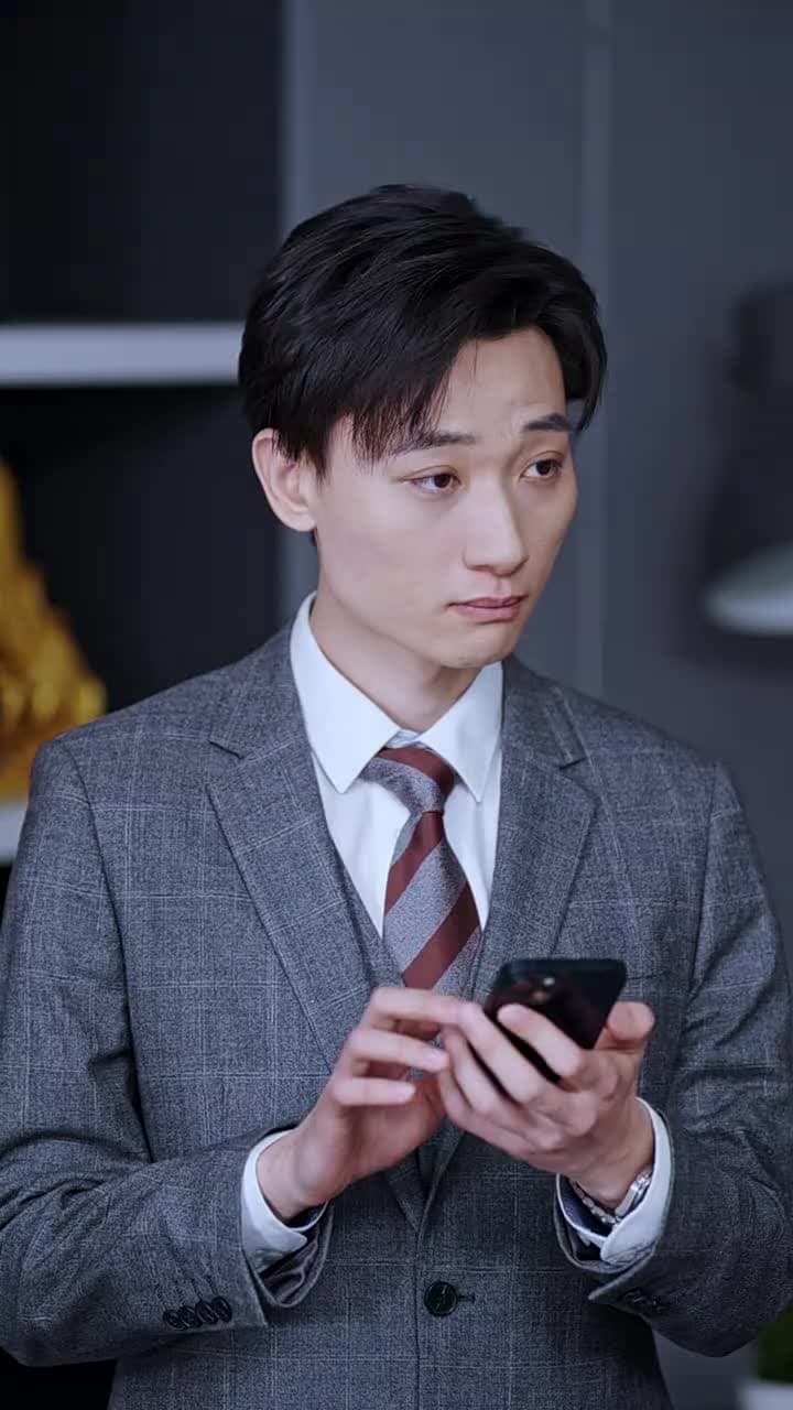 閃婚後,發現神秘老公是上司 - Episode 17