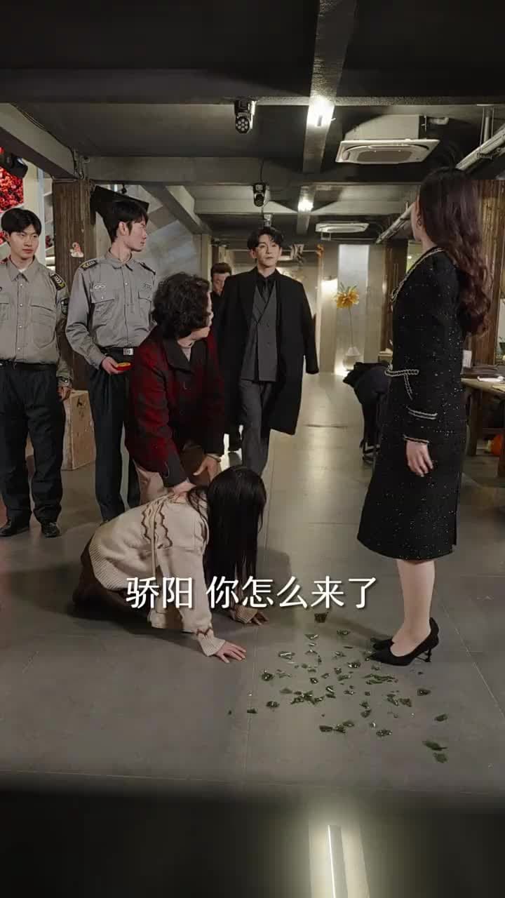 恰似驕陽白月卿 - Episode 33