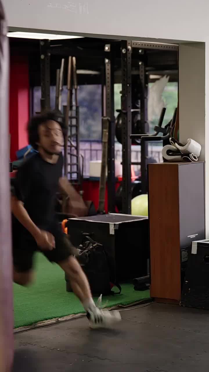 Dominando o Rei do Cinturão de Ouro - Episode 16