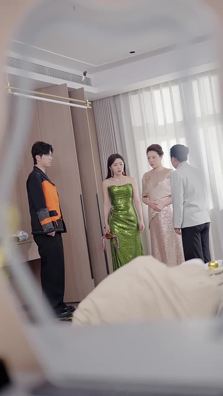 Sinar yang Menerangi Hati - Episode 33