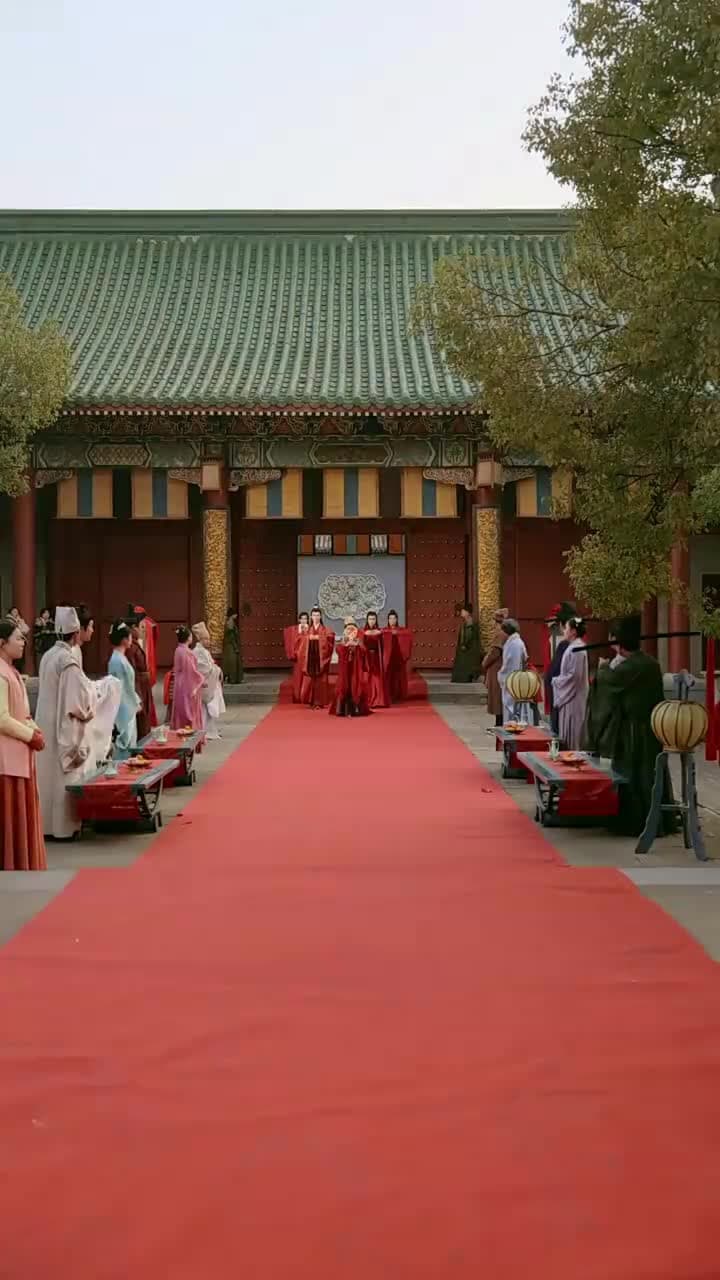 Die wiedergeborene Krone - Episode 1