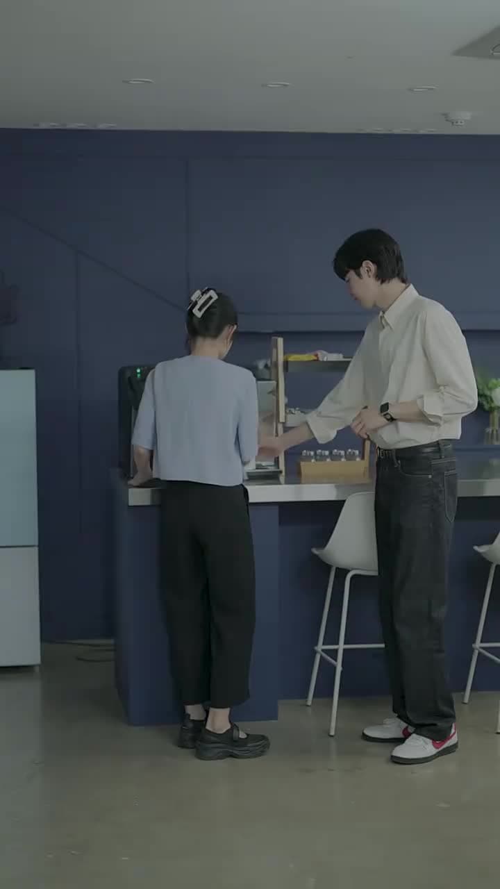 Office Scandal - Episode 24