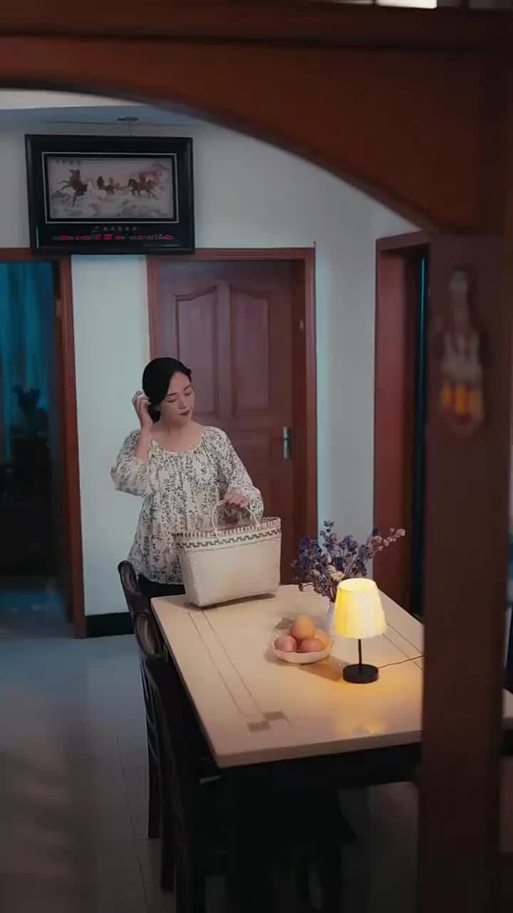 Never Cross the Boss's Wife - Episode 7