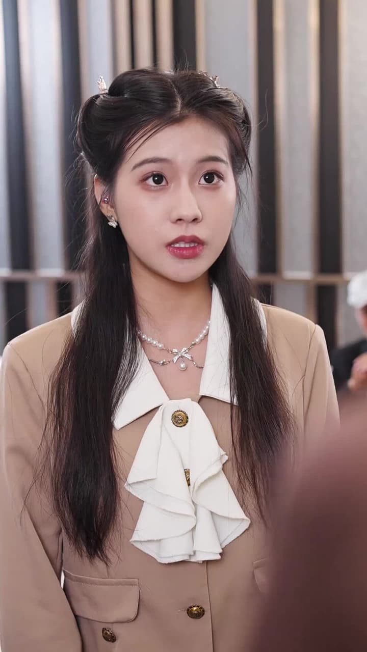 離婚後前妻她又美又颯 - Episode 5