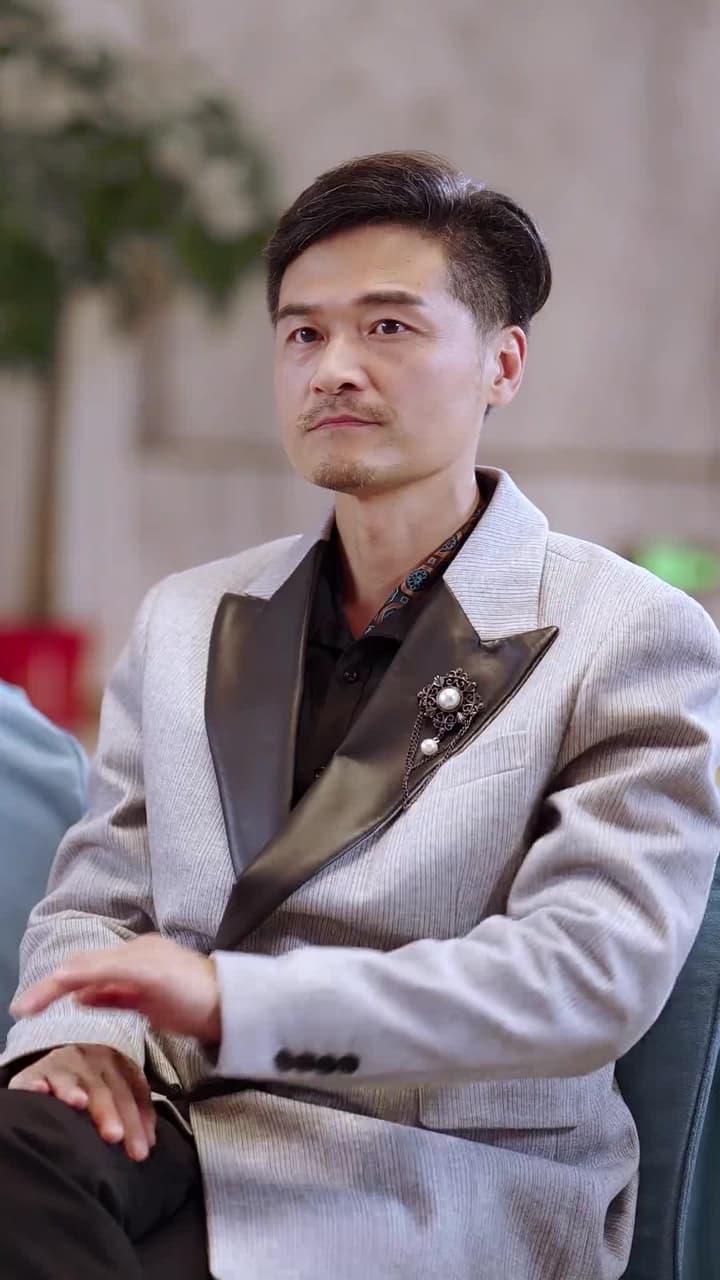 分手後,渣男跪求復合 - Episode 24
