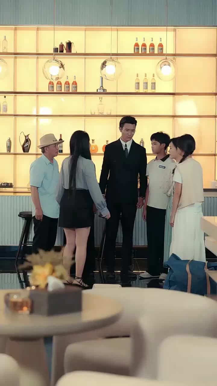 Never Cross the Boss's Wife - Episode 70