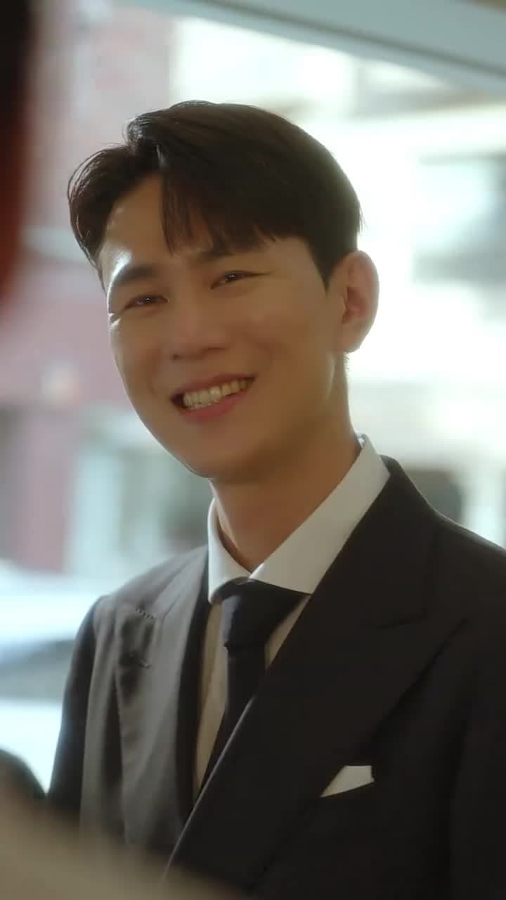 My Lover is Two Decades Younger - Episode 34