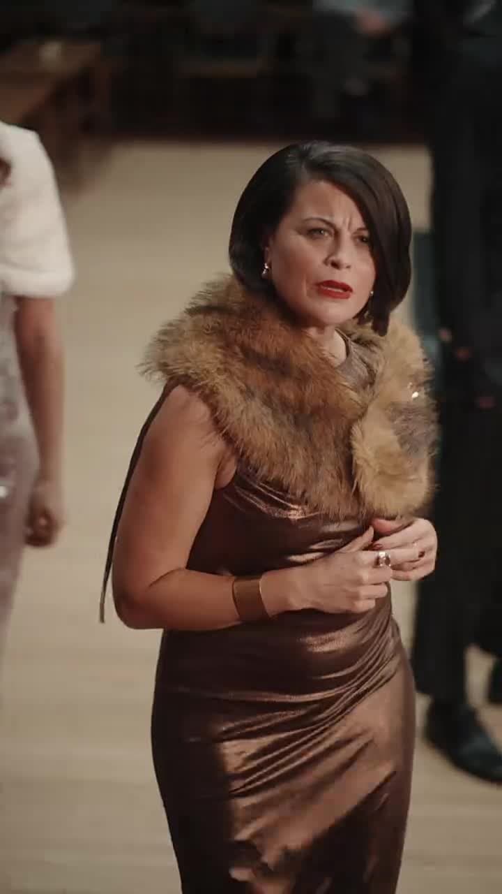 Got My Ex's Ball in Hand - Episode 33