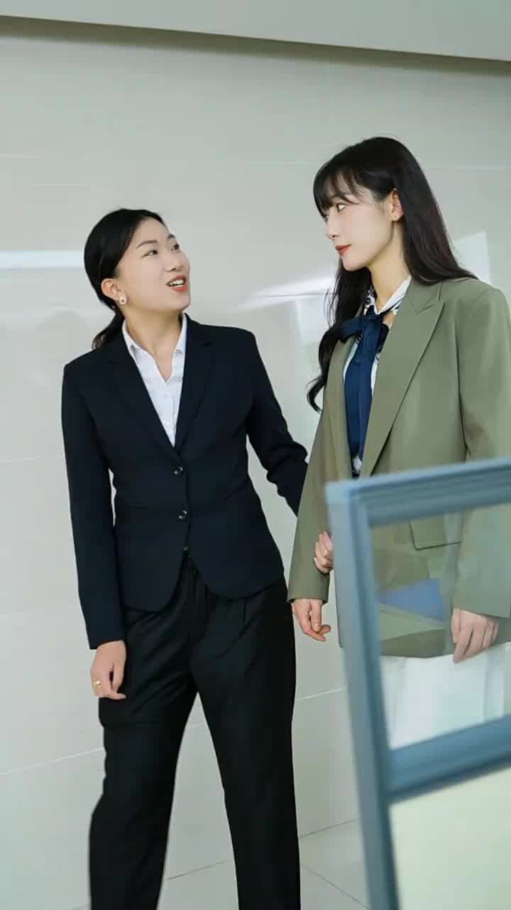 離婚後,萌寶和三個大佬哥哥寵翻我 - Episode 31