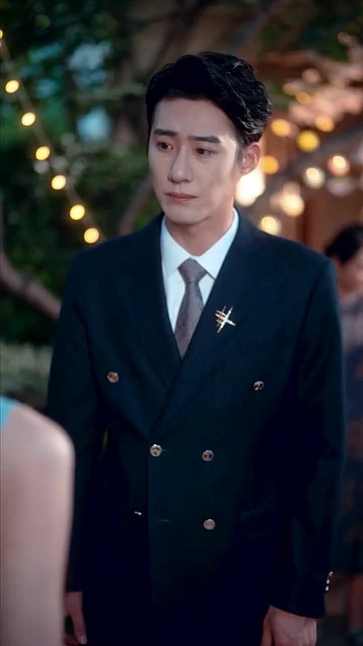 出獄後大佬媽咪颯爆全球 - Episode 61