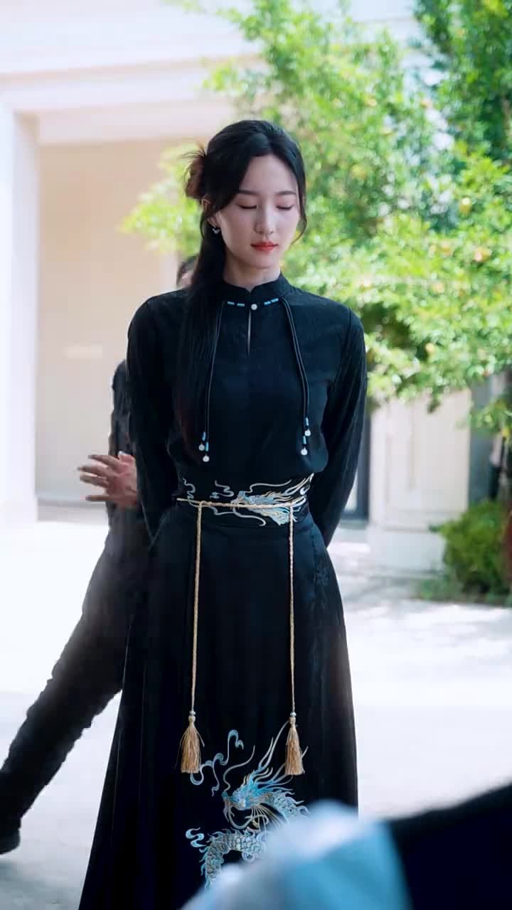 出獄後大佬媽咪颯爆全球 - Episode 17