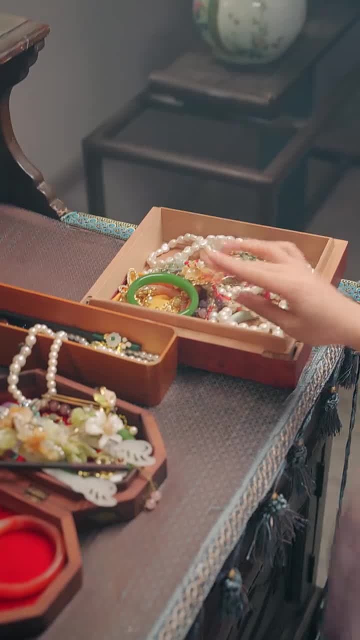 Hồn Phách Tương Giao - Episode 8