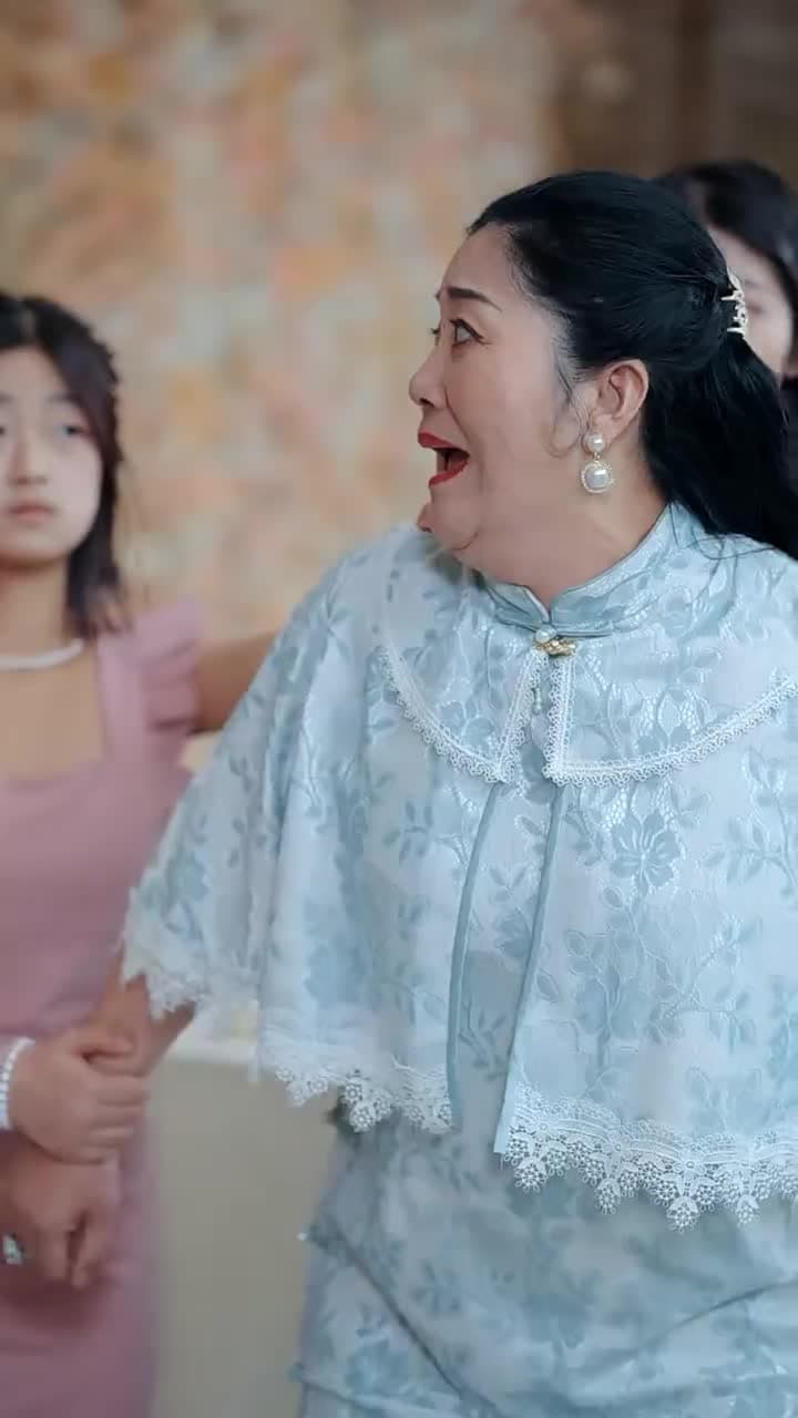 [Lồng tiếng]Chán Làm Cậu Ấm, Chỉ Muốn Làm Nhân Viên - Episode 67