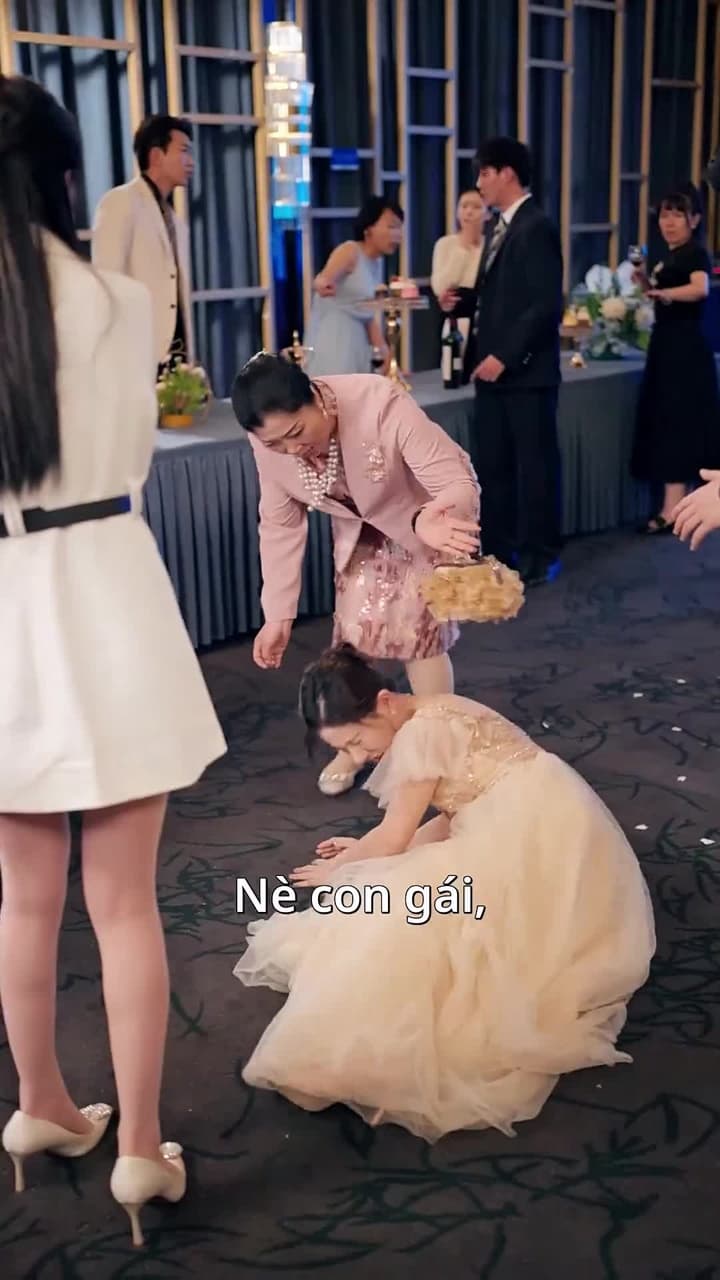 [Lồng tiếng]Chán Làm Cậu Ấm, Chỉ Muốn Làm Nhân Viên - Episode 35