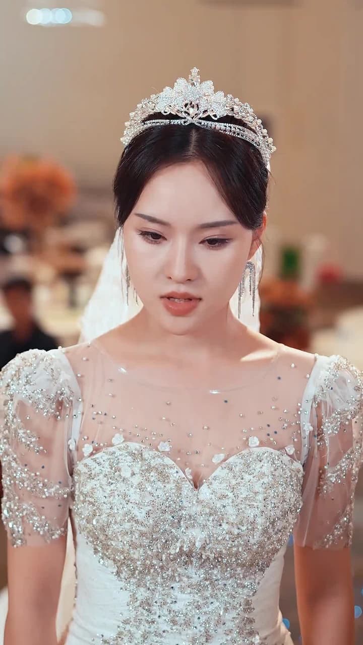 重生後,我把白蓮和捧花一起揚了 - Episode 8