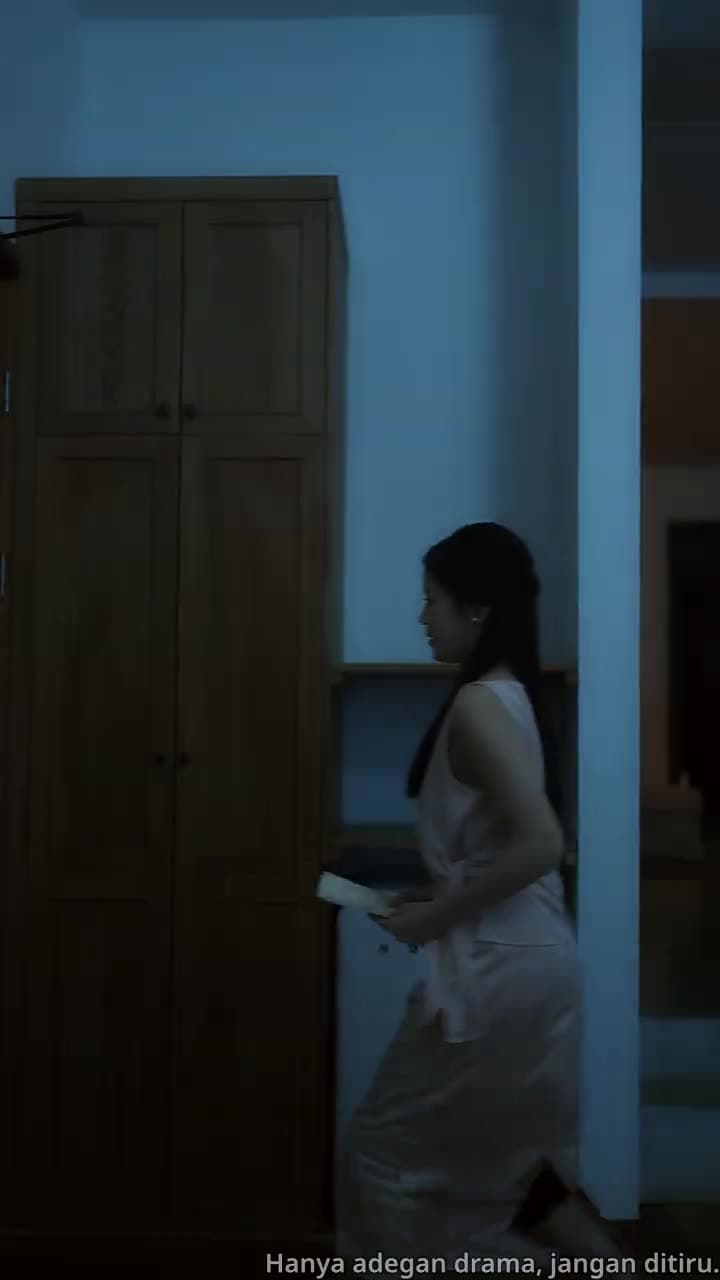 Rahasia Gelap Sekar Sena - Episode 33