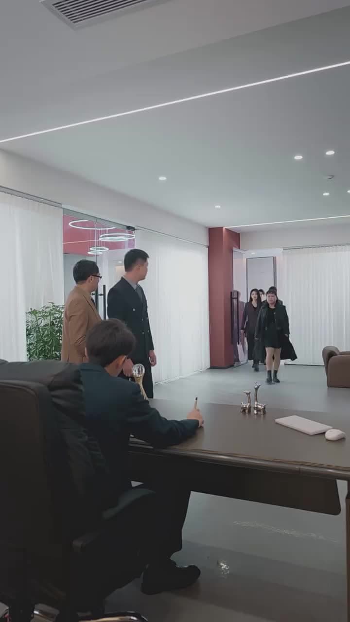[Dijuluki]Cinta Tak Terlewatkan - Episode 34