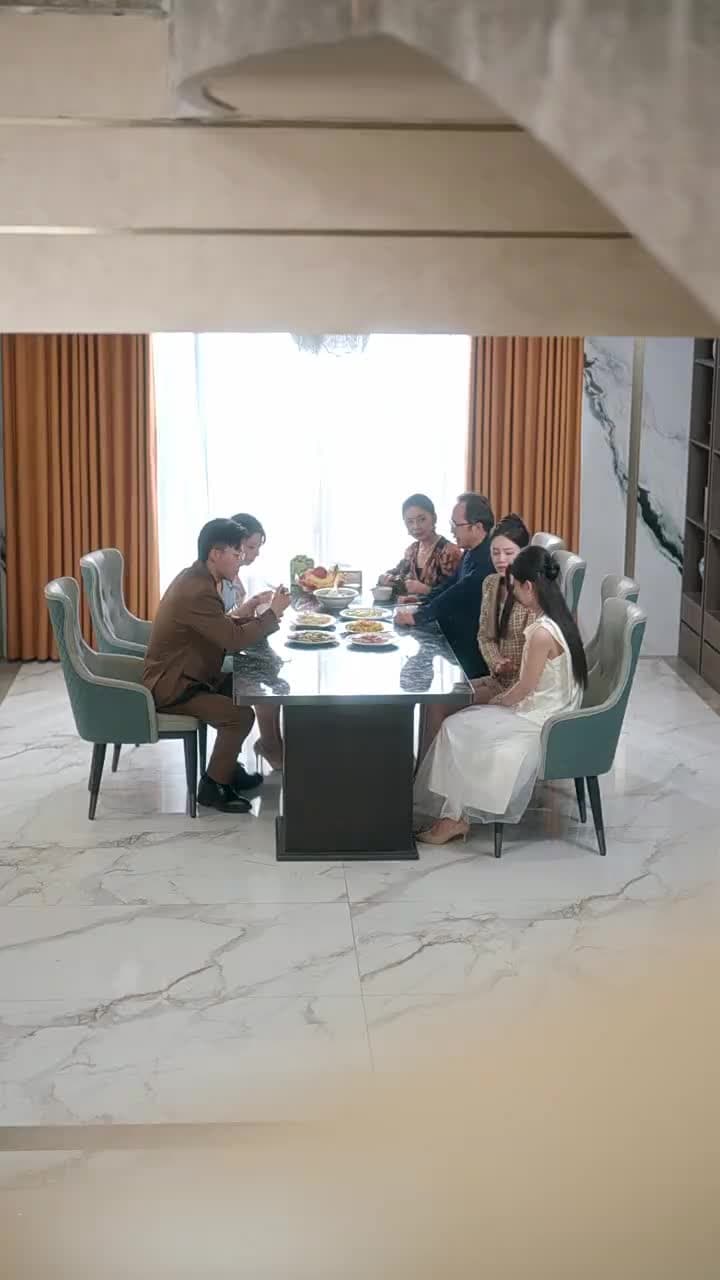 女配修改一個字,全員崩了 - Episode 43