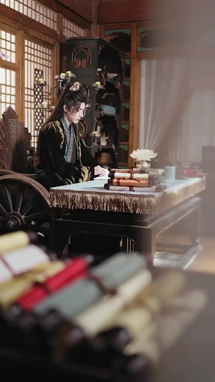 Her General, Her Body - Episode 12