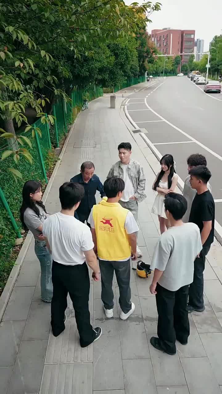 The Hidden Delivery Guy - Episode 4