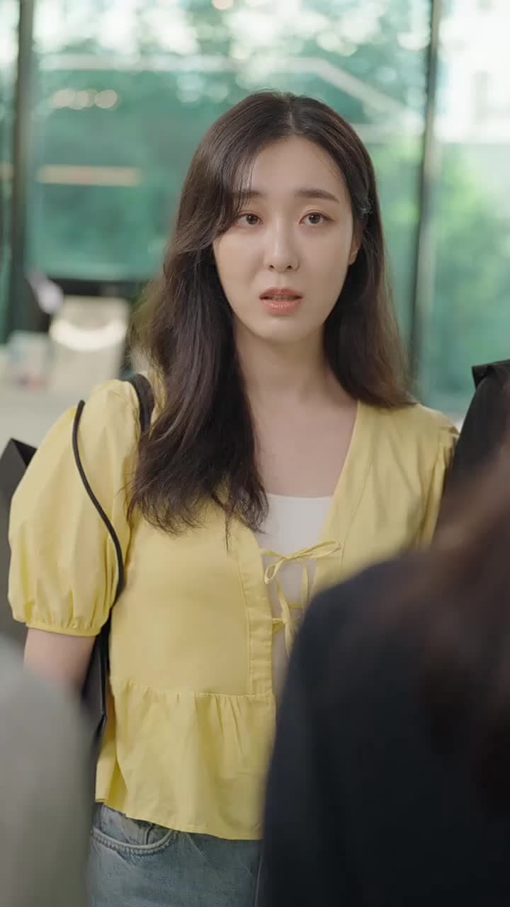 [Dijuluki]Aku Mencintaimu, Istriku - Episode 35