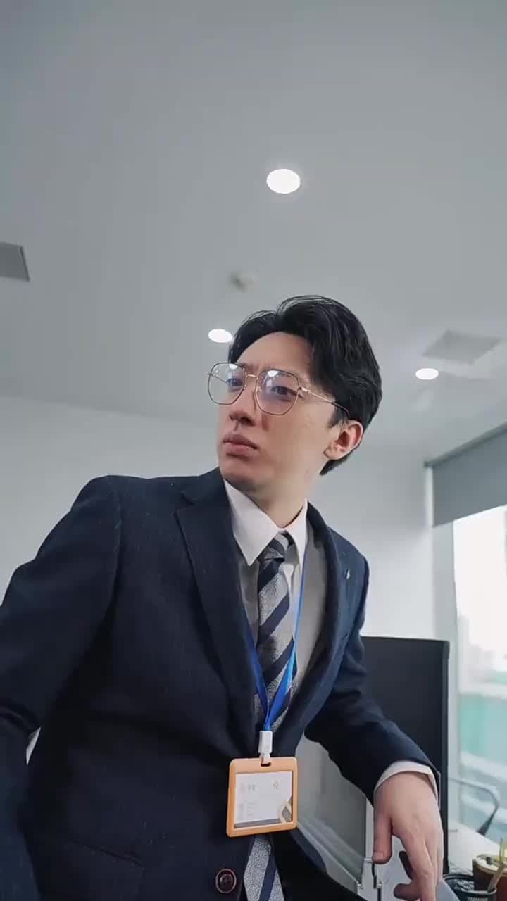 [Dijuluki]Pewaris Uang Tiga Dunia - Episode 14