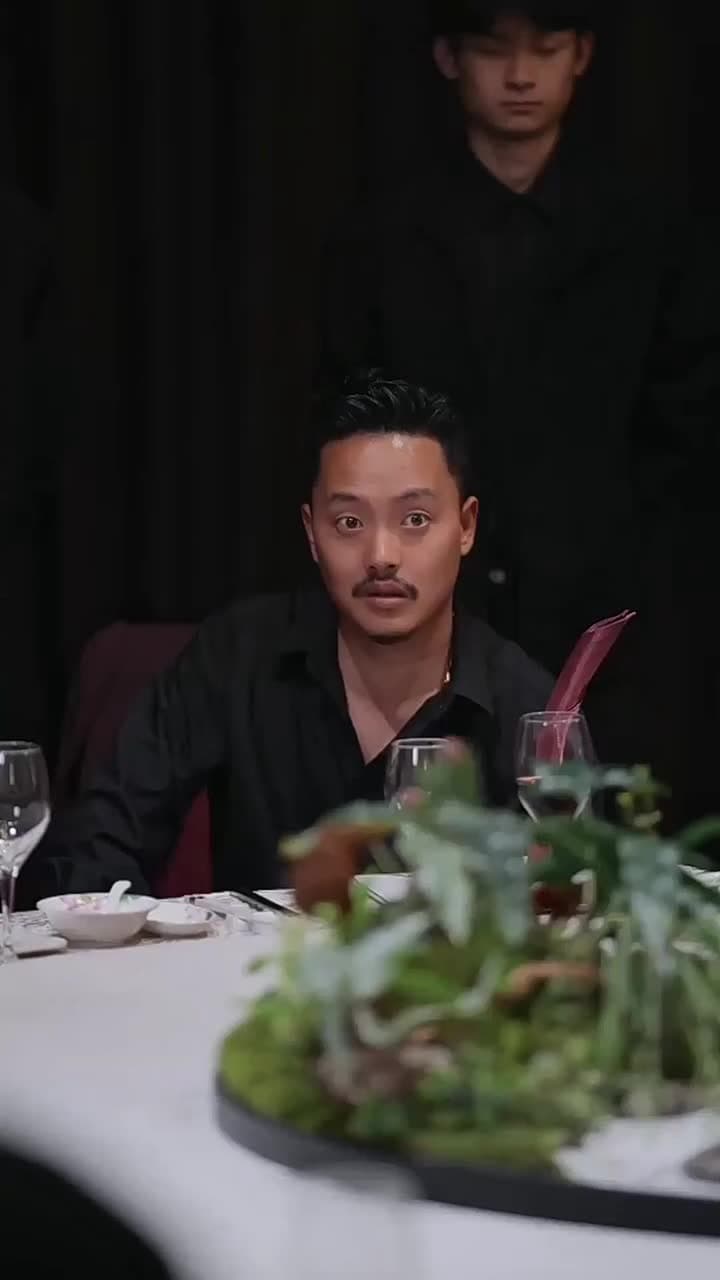 [Dijuluki]Pewaris Uang Tiga Dunia - Episode 42